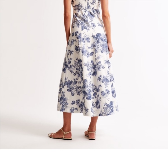 Abercrombie & Fitch Blue Floral Midi Dress - Picture 2 of 3